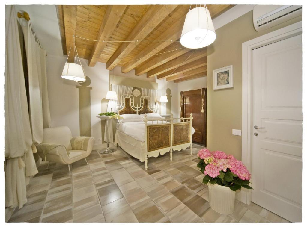 The Place Cagliari Rom bilde